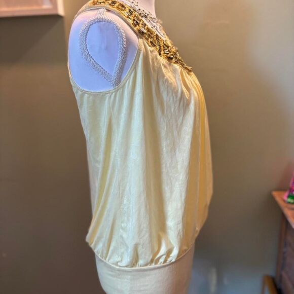 A. Byer - yellow y2k sleeveless top with stone embellished collar/neckline M - Picture 5 of 7